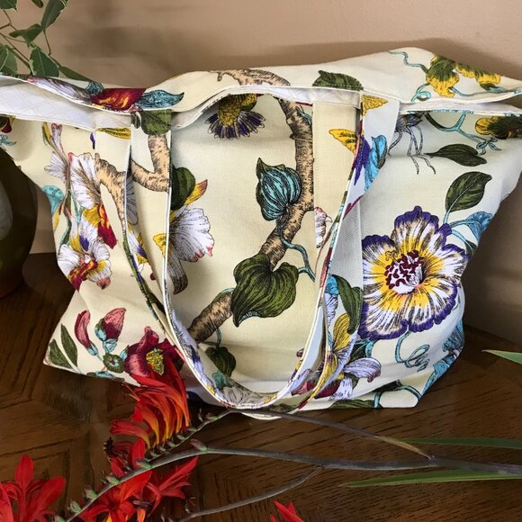 Handmade Women's Floral Bird Yellow Canvas Tote Bag with pocket, Large Unique - Picture 5 of 9